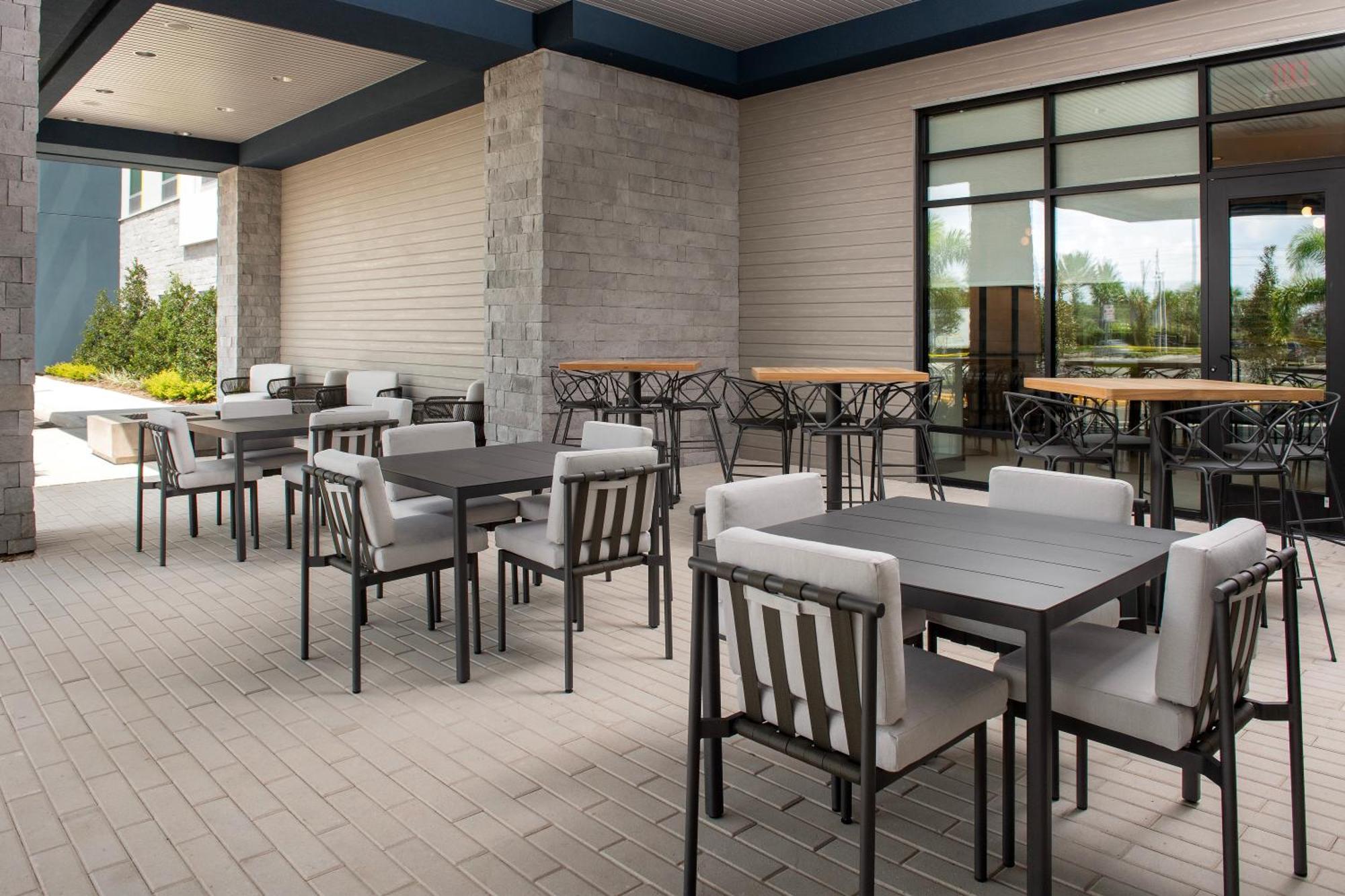 Hampton Inn Orlando Southeast Nona Narcoossee 外观 照片